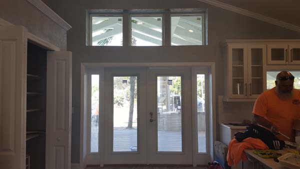 20sunsetcoveremodel_17newfrontdoorwindows